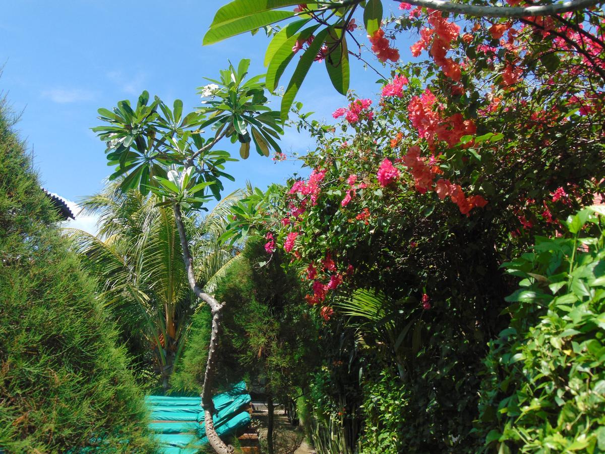 Sister Bungalow Hotel Gili Air Esterno foto
