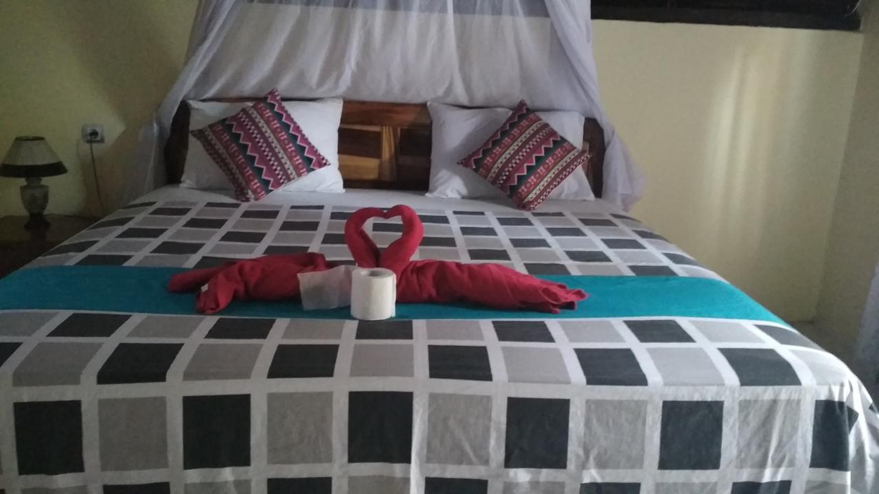 Sister Bungalow Hotel Gili Air Esterno foto