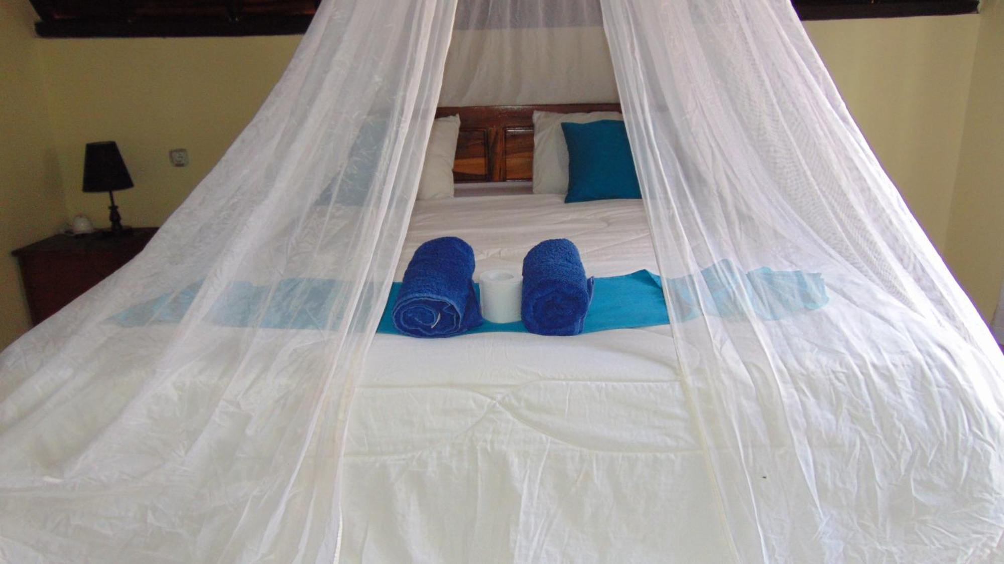 Sister Bungalow Hotel Gili Air Esterno foto
